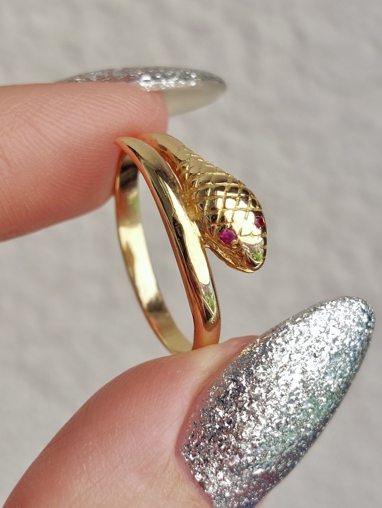 Vintage 18k Rosy Gold Snake Ring with Ruby Eyes
