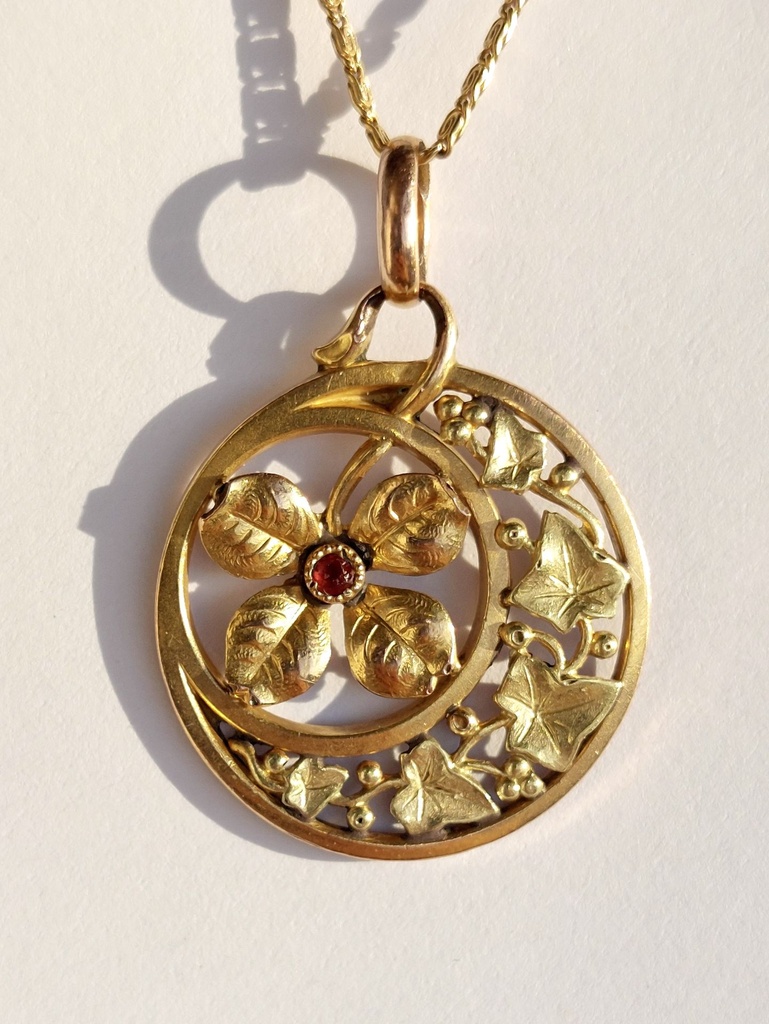 Art Nouveau Clover Pendant: Green Gold Ivy Leaves, French FIX Jewelry