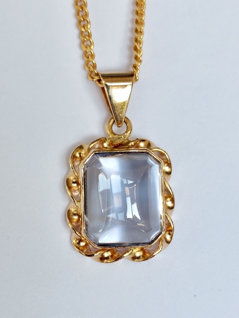 Mid-century Blue Spinel Cabochon Swedish Pendant in 18k Gold