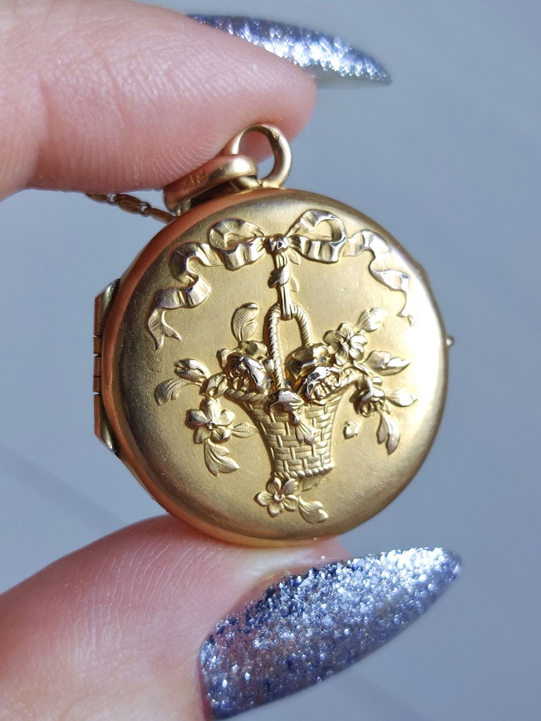 Art Nouveau French Locket with a basket of flowers