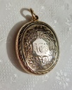 Victorian Rolled Gold Locket with fine engravings