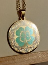Number 20 - Four-leaf clover pendant in yellow gold