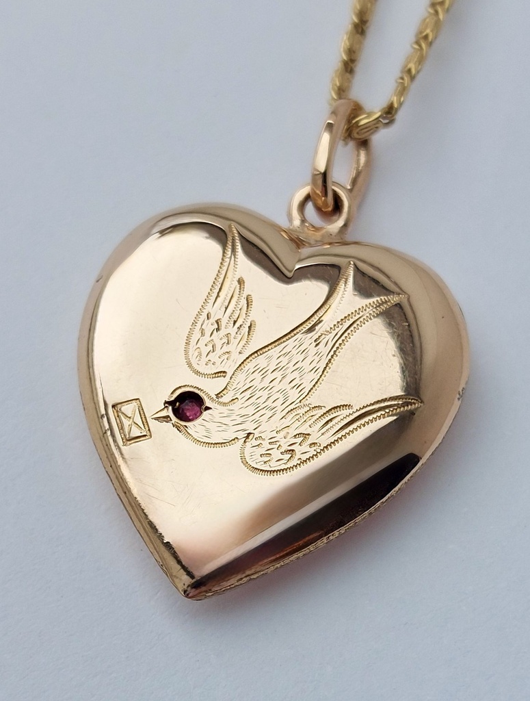 Edwardian Swallow Heart Gold Plated Pendant with a new 18k loop
