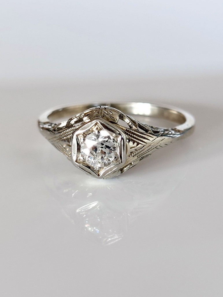 Art Deco 14k White Gold Engagement Ring with 0.2ct Diamond